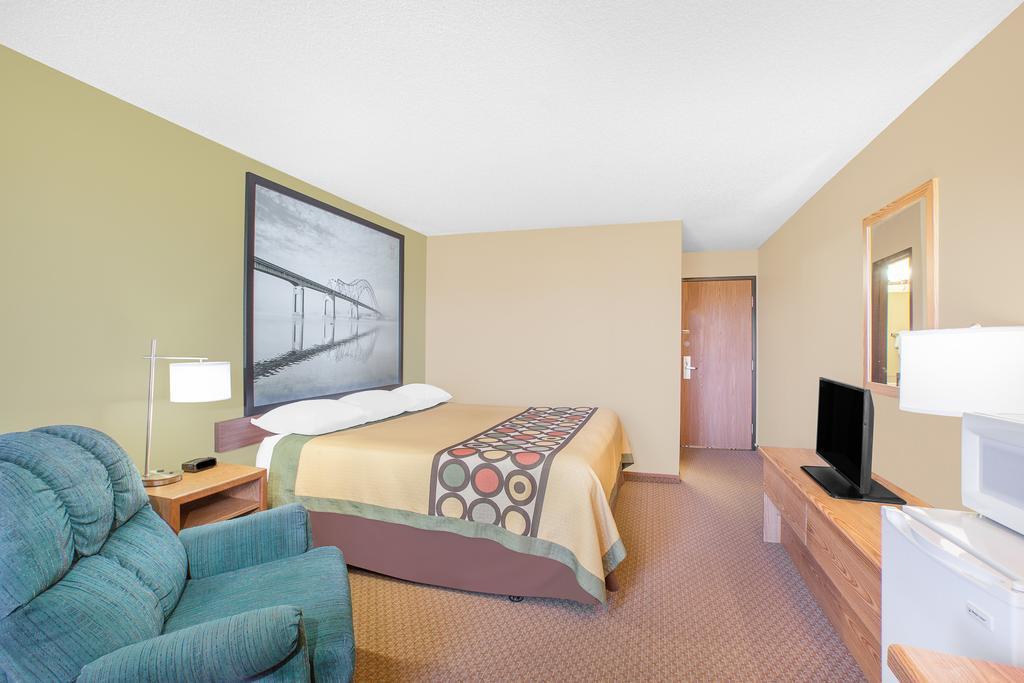 Super 8 By Wyndham Mt Pleasant Motel Mount Pleasant Exterior foto